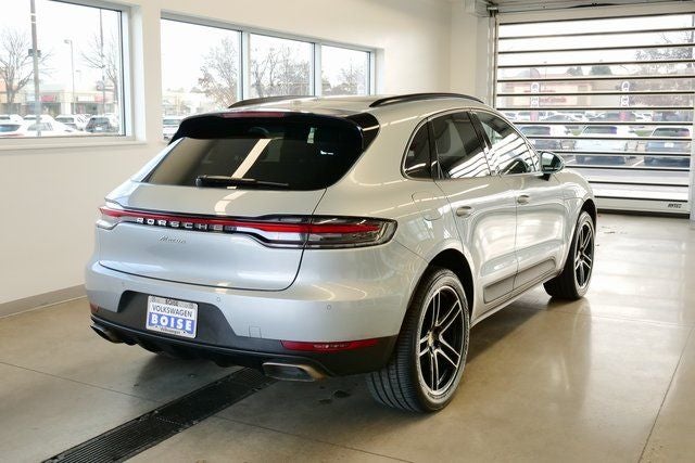 2021 Porsche Macan Base