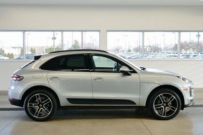 2021 Porsche Macan Base