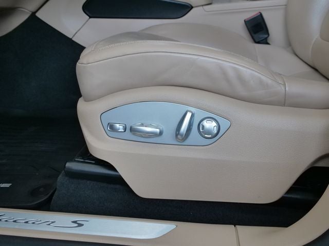 2019 Porsche Macan S