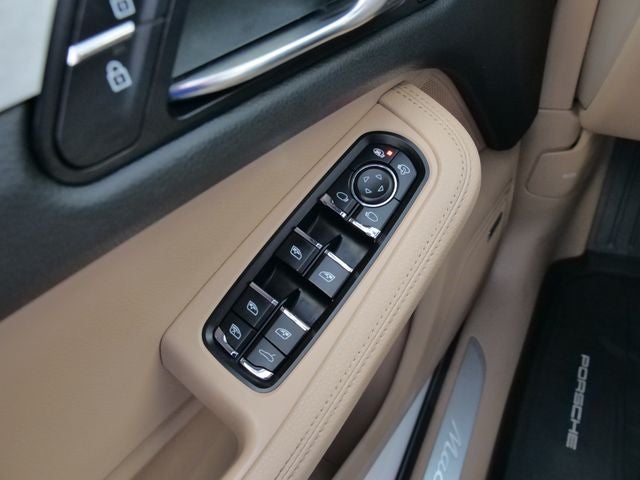 2019 Porsche Macan S