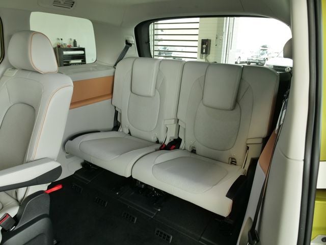 2025 Volkswagen ID. Buzz Pro S Plus