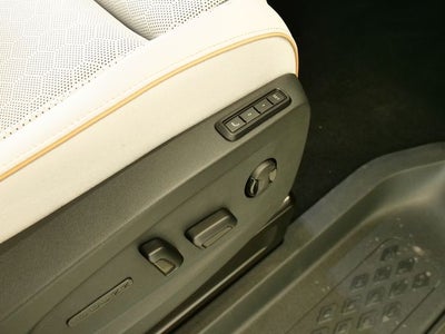 2025 Volkswagen ID. Buzz Pro S Plus