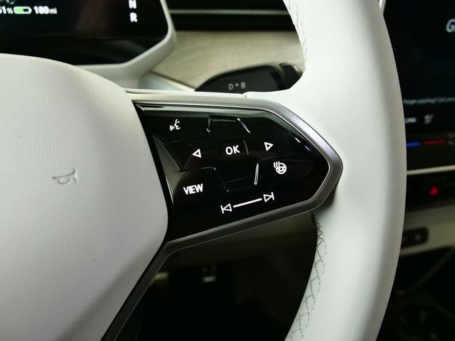 2025 Volkswagen ID. Buzz Pro S Plus