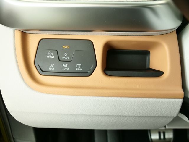 2025 Volkswagen ID. Buzz Pro S Plus