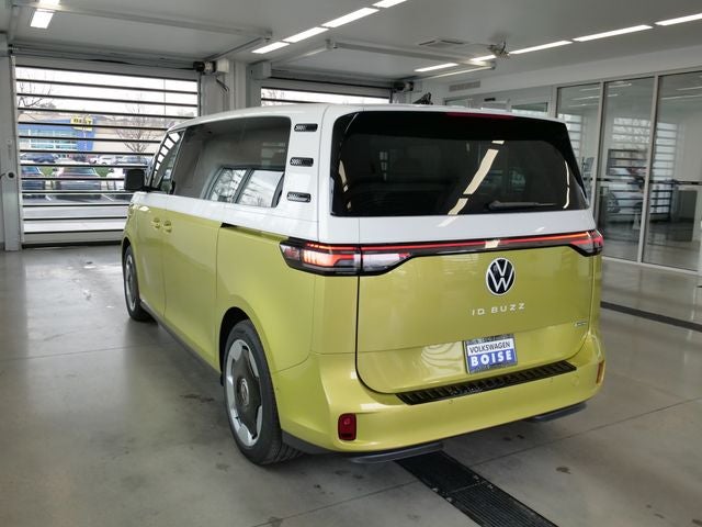 2025 Volkswagen ID. Buzz Pro S Plus