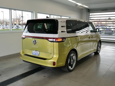 2025 Volkswagen ID. Buzz Pro S Plus