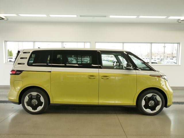 2025 Volkswagen ID. Buzz Pro S Plus