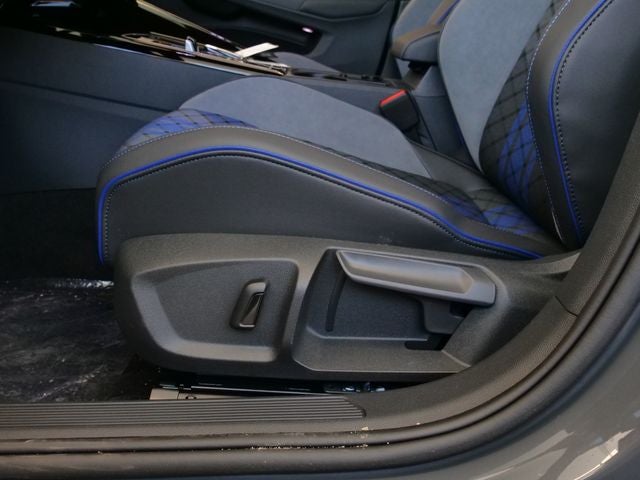 2026 Volkswagen Golf R 2.0T