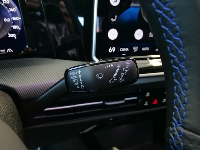 2026 Volkswagen Golf R 2.0T