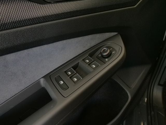 2026 Volkswagen Golf R 2.0T