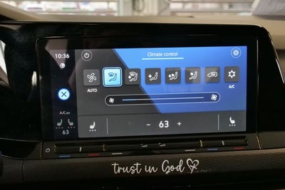 2024 Volkswagen Golf GTI SE