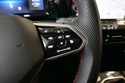 2024 Volkswagen Golf GTI SE