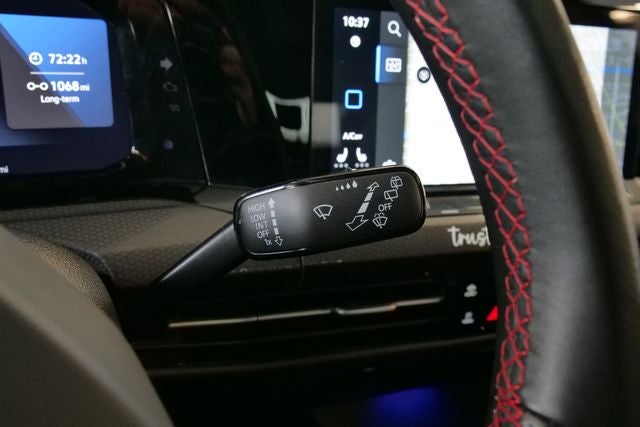 2024 Volkswagen Golf GTI SE