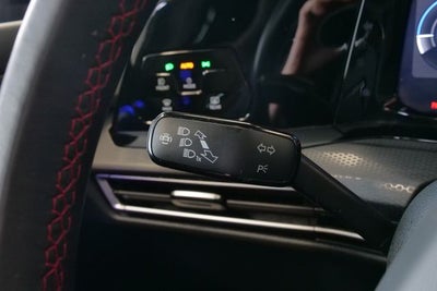 2024 Volkswagen Golf GTI SE