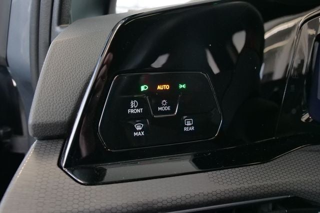 2024 Volkswagen Golf GTI SE