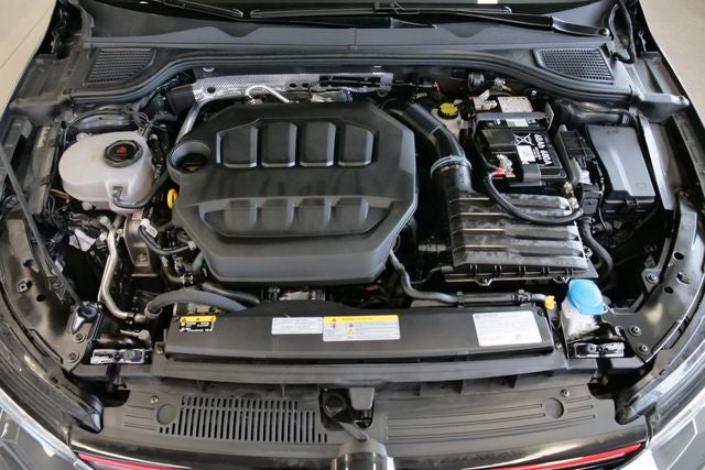 2024 Volkswagen Golf GTI SE