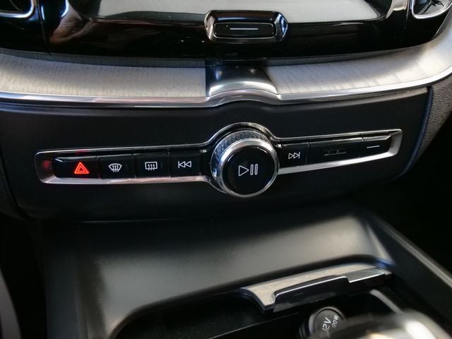 2021 Volvo XC60 T5 Inscription
