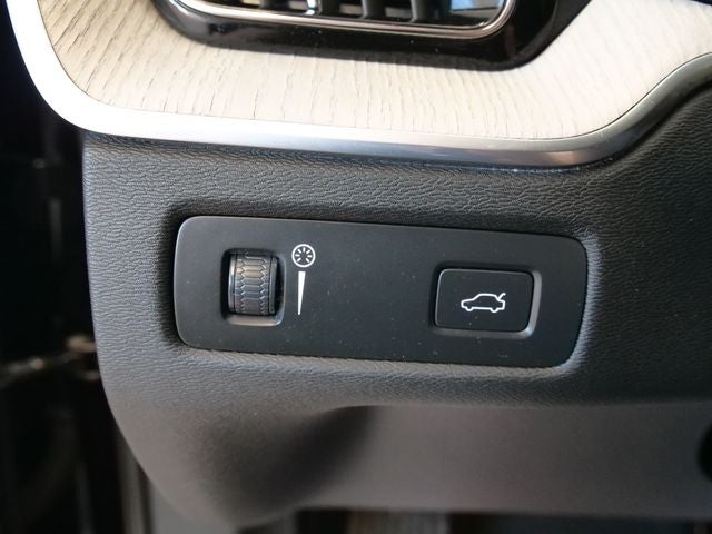 2021 Volvo XC60 T5 Inscription