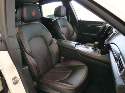 2017 Maserati Levante Base